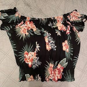 Off shoulder crop top